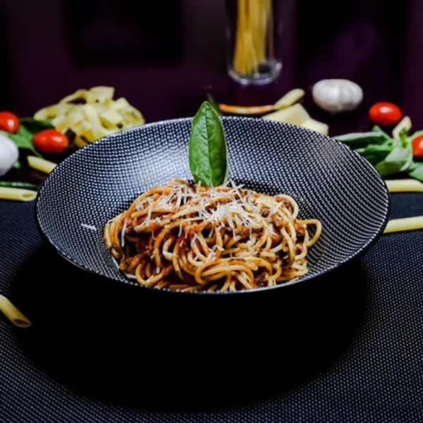 Spaghetti au ragù de bœuf traditionnel