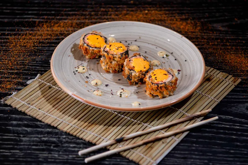 Roll hot philadelphia (5Pcs)